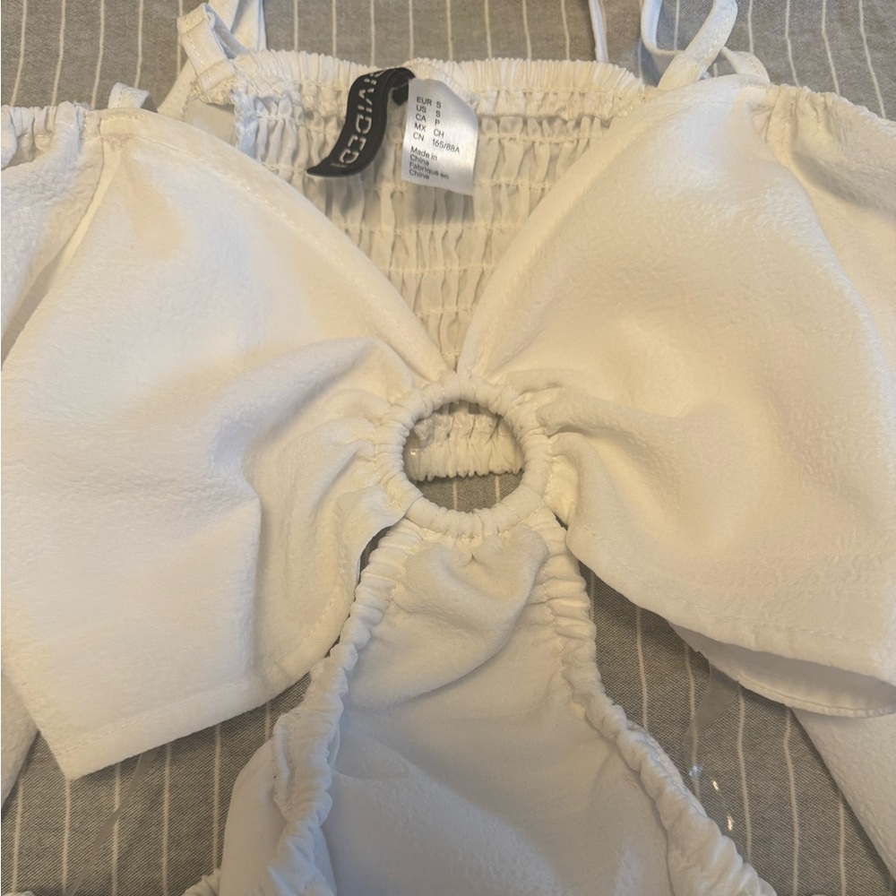 DIVIDED H&M Cutout Mini Dress White Size S EUC - Picture 7 of 13